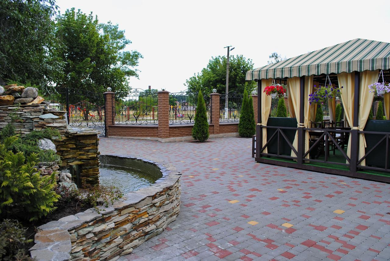 Hotel Restaurant Complex Roman'S Vishenki  Ngoại thất bức ảnh