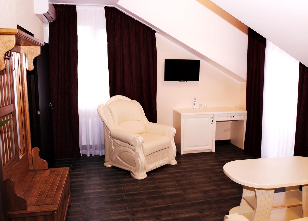 Hotel Restaurant Complex Roman'S Vishenki  Ngoại thất bức ảnh